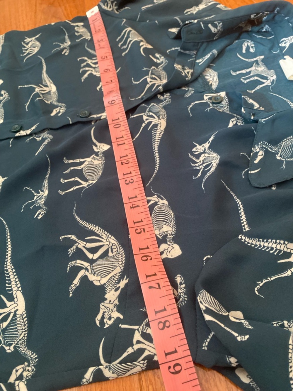 Joanie Dinosaur Skeleton Print Blouse Green Button Front Top UK 8 US 4 - Picture 11 of 12